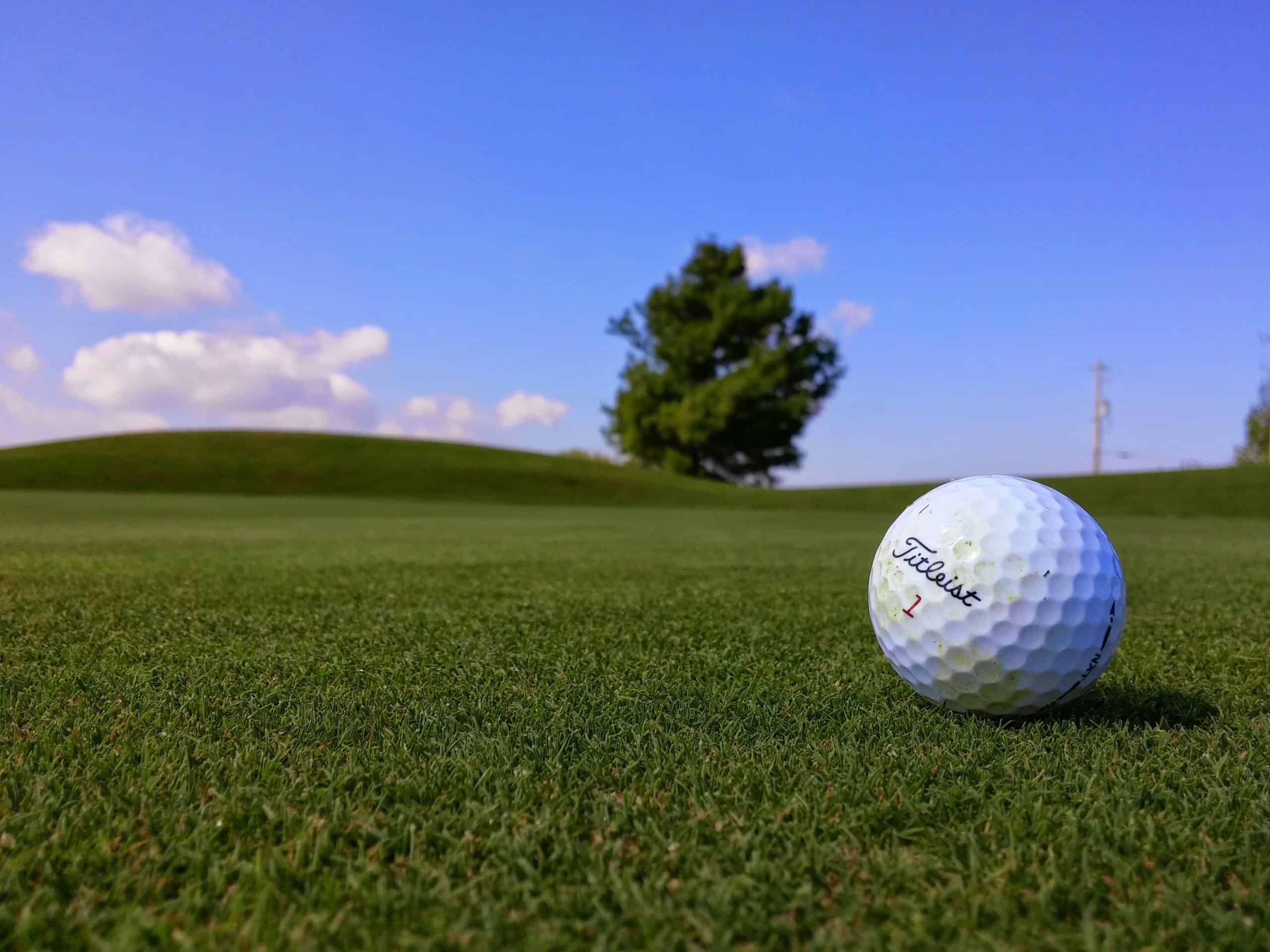 what are the best golf balls for a beginner